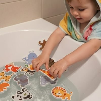 Jouet bain dans baignoire