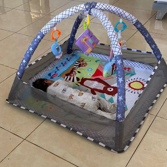 tapis d'éveil bebe dors